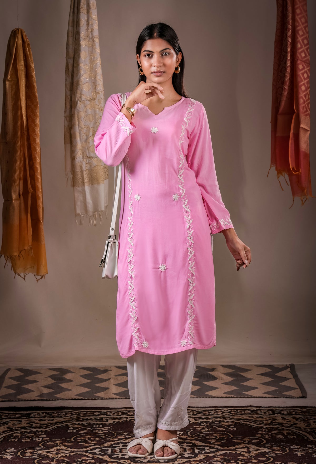 Zaira Mehr chikankari Kurta