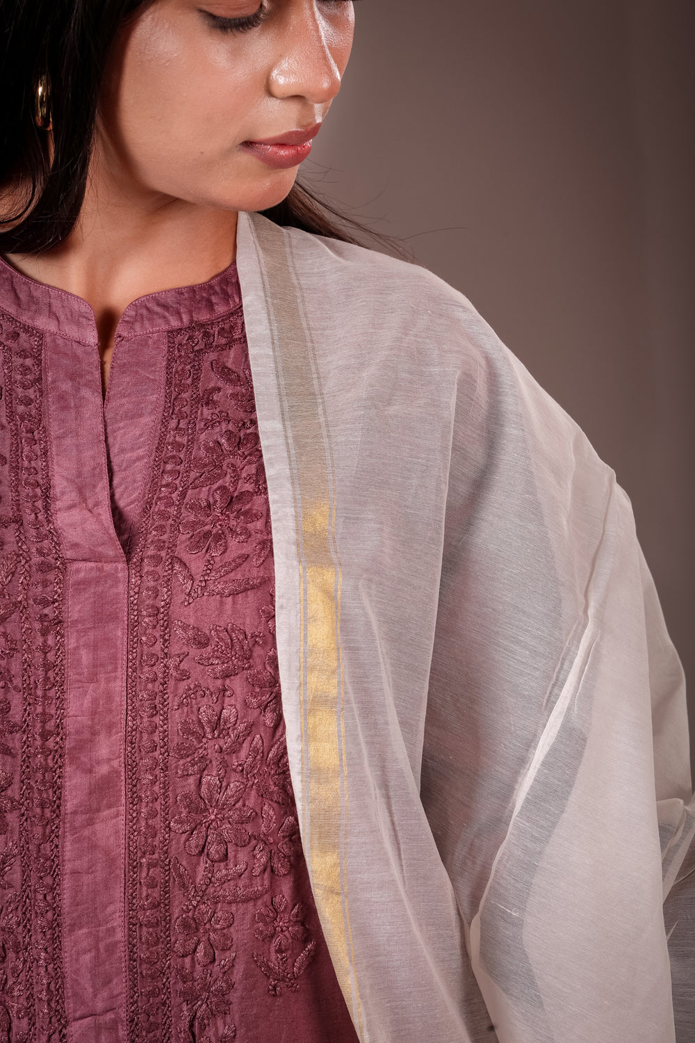 The Enduring Appeal of the Classic Straight Kurti
