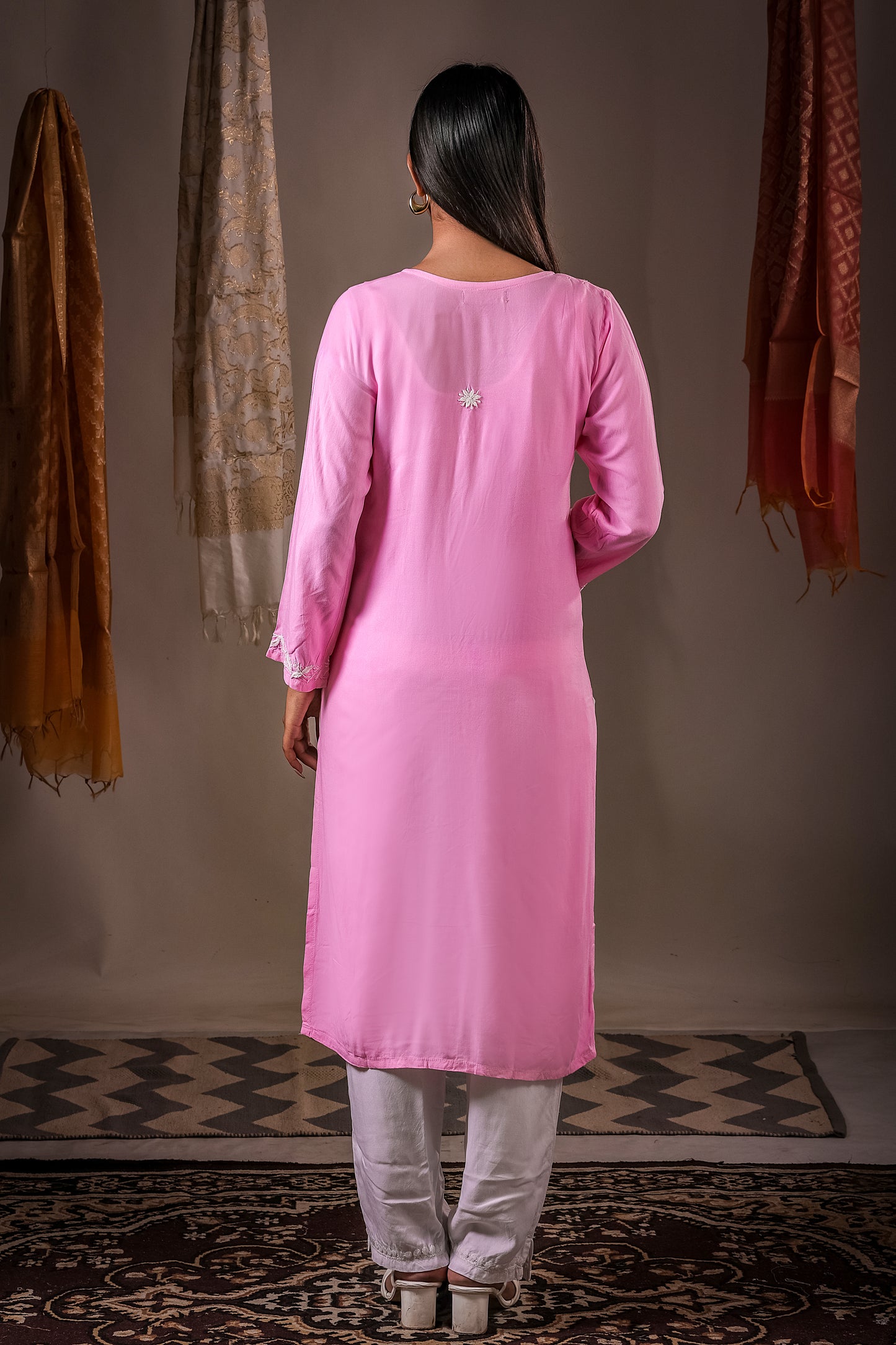 Zaira Mehr chikankari Kurta
