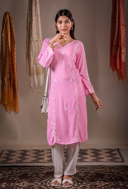 Zaira Mehr chikankari Kurta