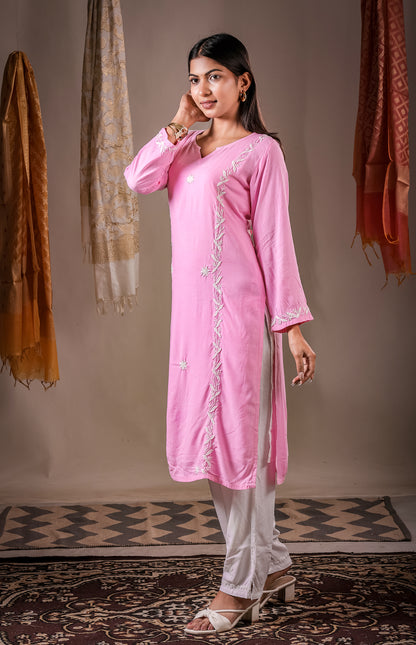 Zaira Mehr chikankari Kurta