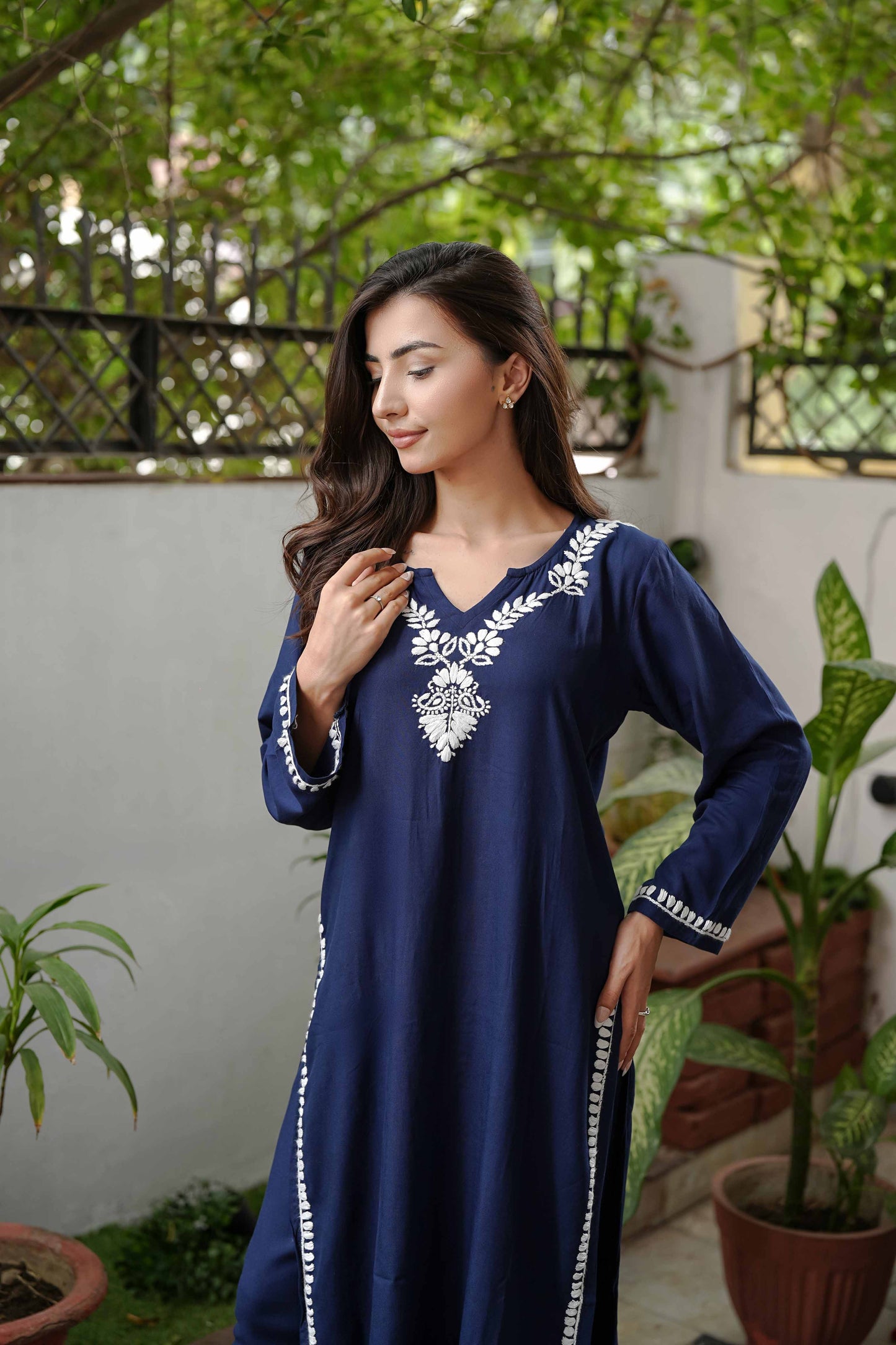 Zaira Meher-e-Lucknow Rayon Navy Blue Chikankari Kurta Set – 2 Piece