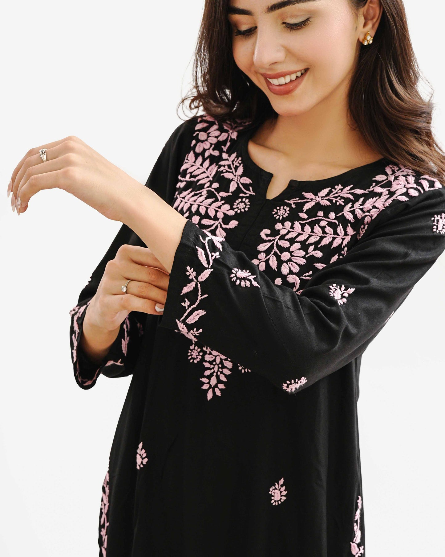 Zaira Nazakat-e-Noor Black Chikankari Kurta Pajama Set