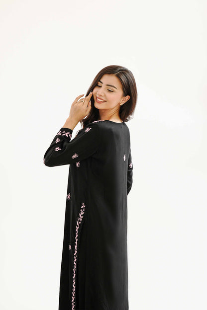 Zaira Nazakat-e-Noor Black Chikankari Kurta Pajama Set