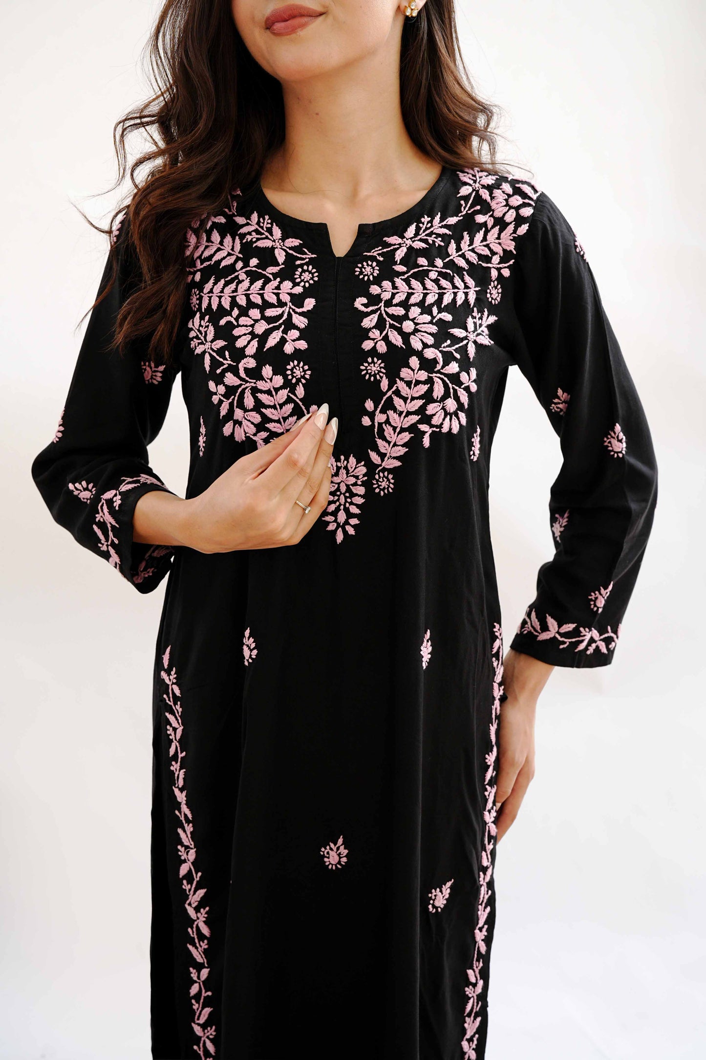 Zaira Nazakat-e-Noor Black Chikankari Kurta Pajama Set
