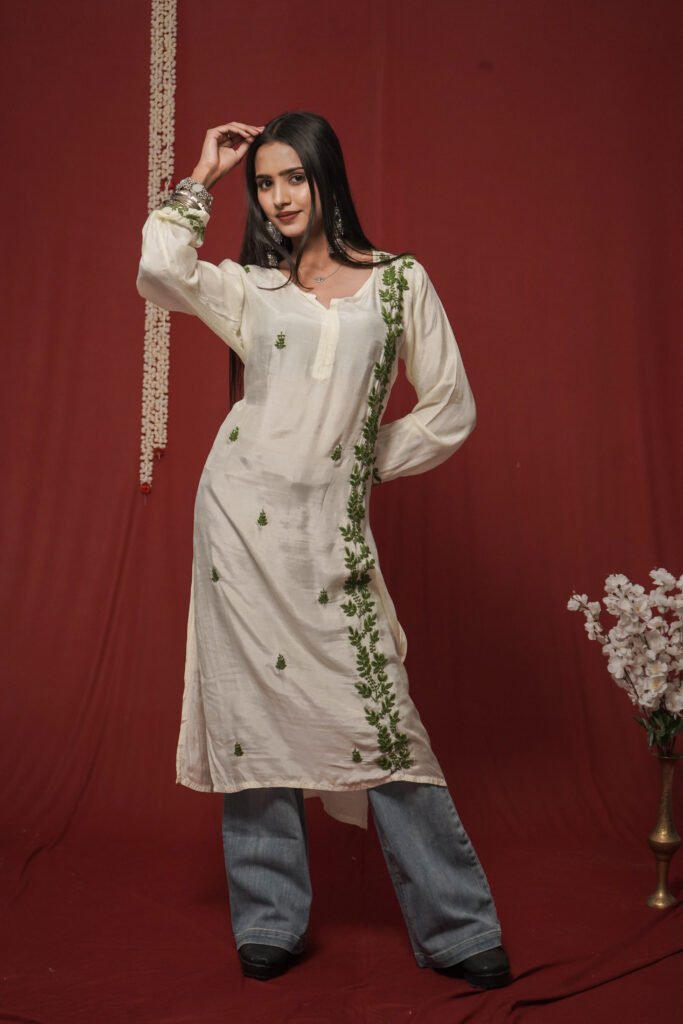 Zaira Sabz-e-Noor Natural Ivory Muslin Chikankari Kurta Hover