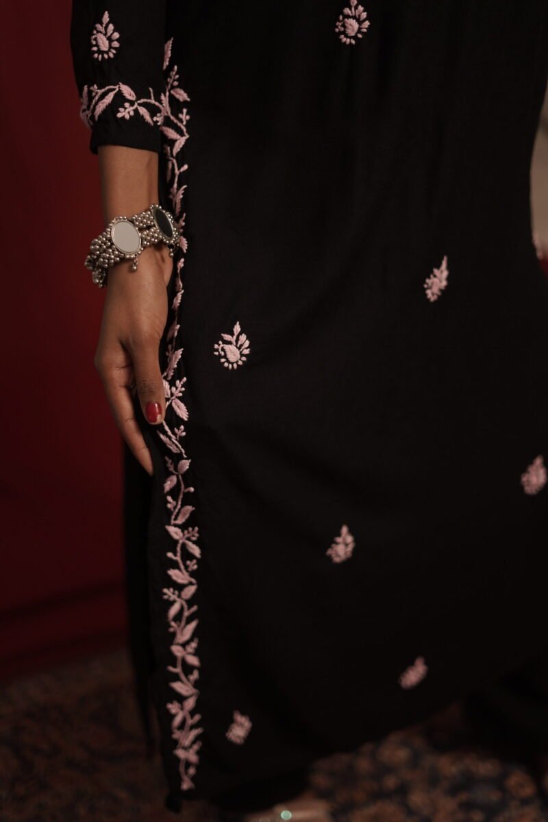 Zaira Nazakat-e-Noor blackChikankari Kurta Pajama Set